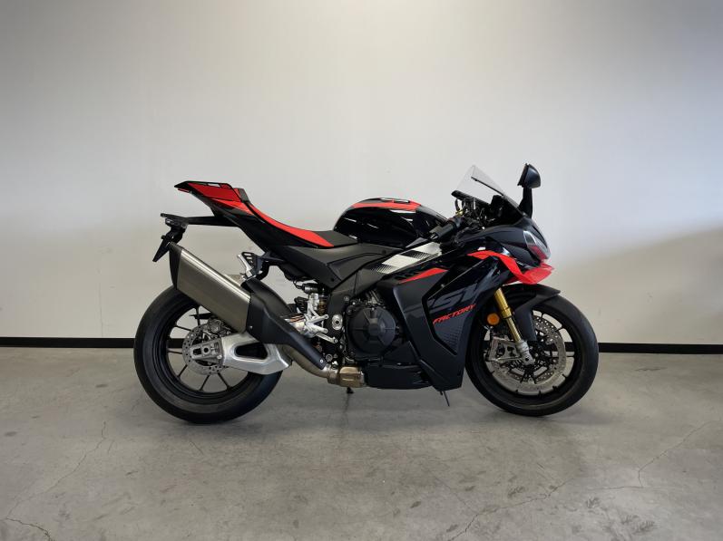 APRILIA RSV4 1100 FACTORY