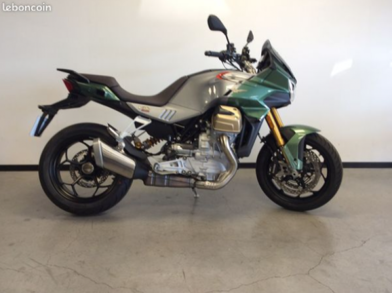 MOTO GUZZI V100  MANDELLO S - DESTOCKAGE